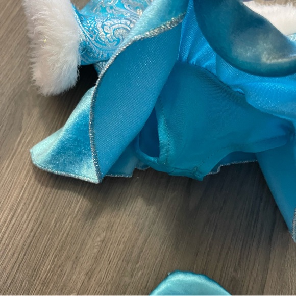 BUILD A BEAR Disney Frozen Elsa Clothing and Ice Skating Outfit for Plush Toys - Picture 4 of 8